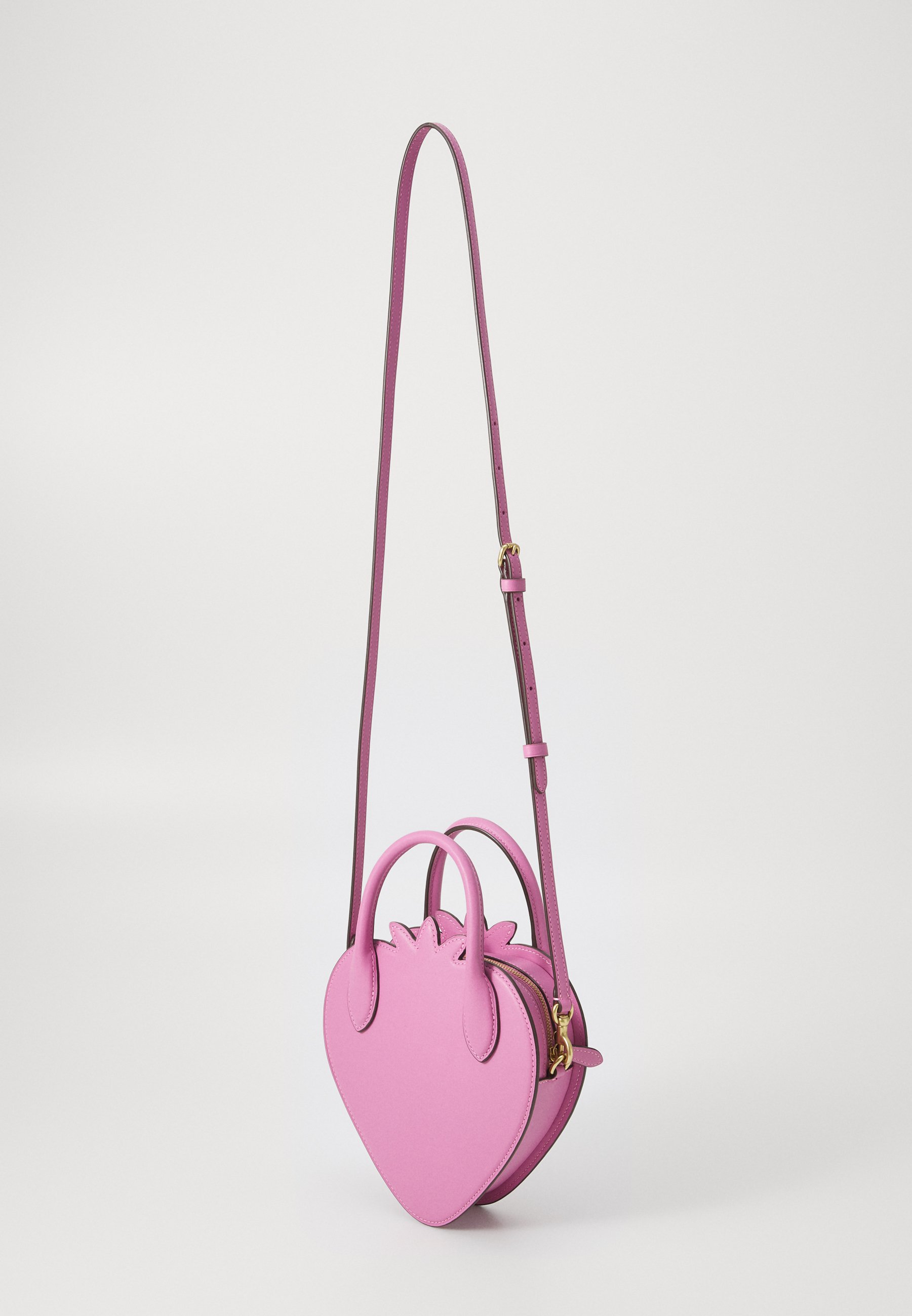 希少✨COACH Strawberry Signature Pink Charm Coach strawberry charm - Gem