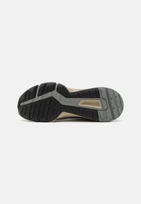 Adidas Terrex SOULSTRIDE - Chaussures de marche - solid grey/carbon/olive strata
