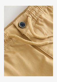 Sélectionné, ochre yellow