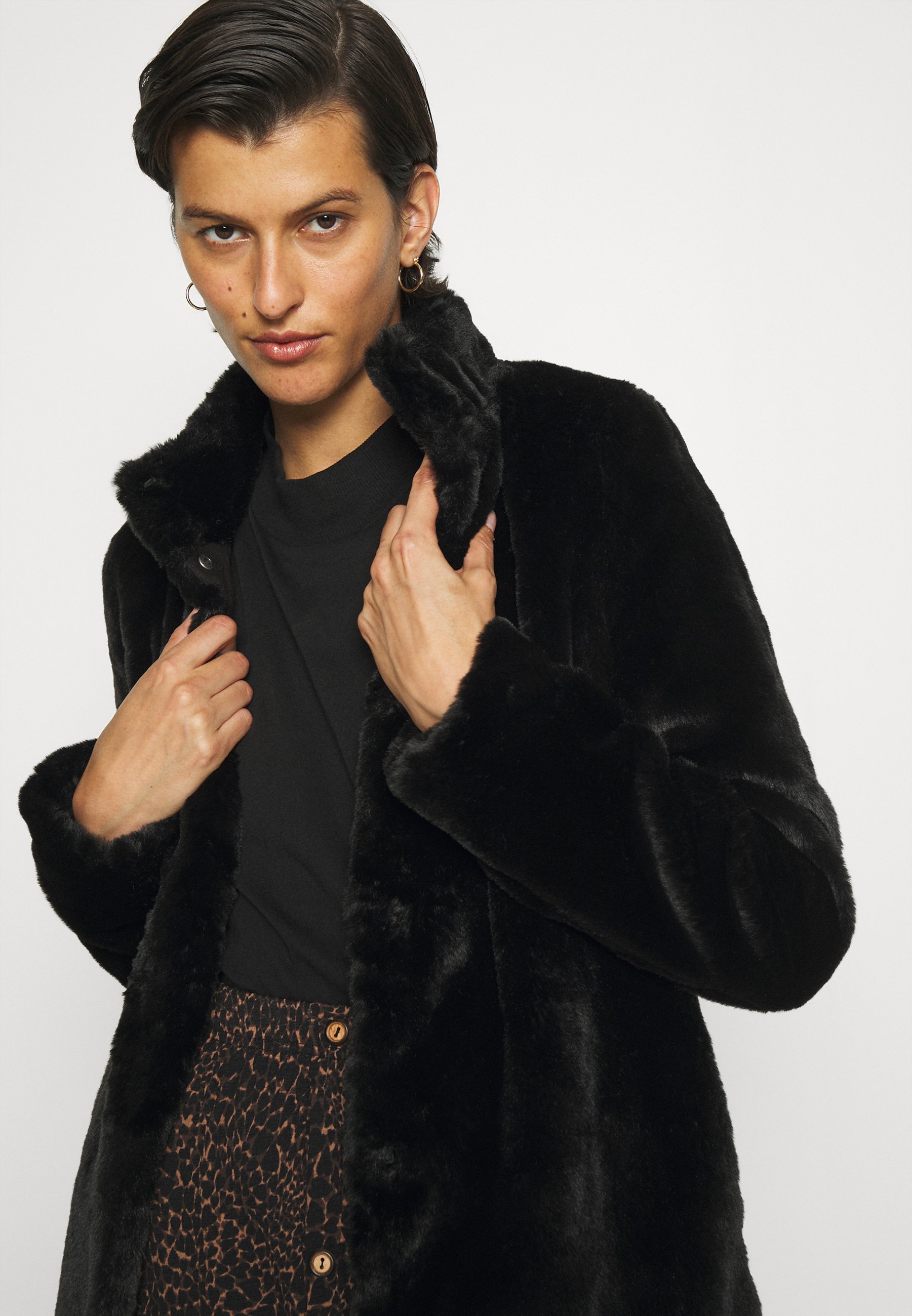 vmthea jacket
