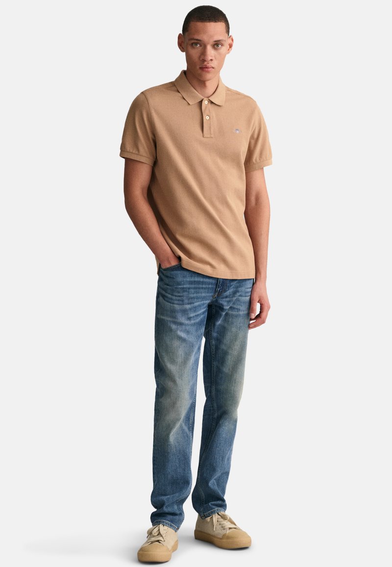 GANT REG SHIELD PLUS SIZE - Polotričko - warm khaki