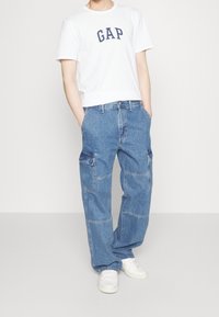 GAP Camiseta estampada - white