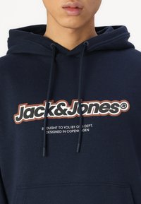 Jack & Jones JORVESTERBRO NEWTON SET - Melegítő - sky captain