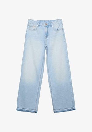 Vaaleansiniset leveälahkeiset farkut, joissa viisi taskua ja napillinen kiinnitys, esitettynä tasaisesti valkoista taustaa vasten.