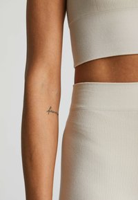 GAI+LISVA Tano wool - Leggingek - Nadrágok - vintage white