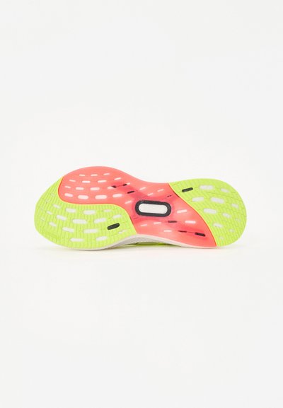 adidas by Stella McCartney ASMC ULTRABOOST 5 - Bėgimo batai plentui - solar yellow