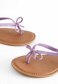 Next FOREVER COMFORT BOW DETAIL REGULAR WIDE FIT - Allassandaalit - lilac purple
