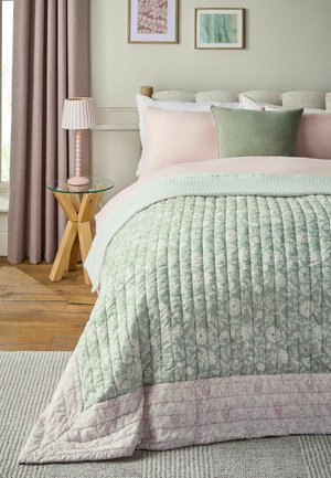 Next, FLORAL WOODBLOCK QUILTED BEDSPREAD - Lagener - pale pink