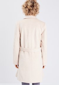 Cache Cache Kurzmantel - beige