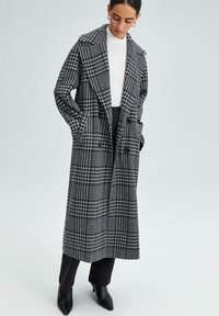Touché Privé PLAID DOUBLE-BREASTED - Klasisks mētelis - black