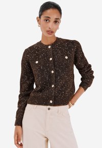 Non selezionato, dark brown