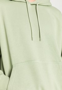 Weekday Sweatshirt com capuz - light dusty green