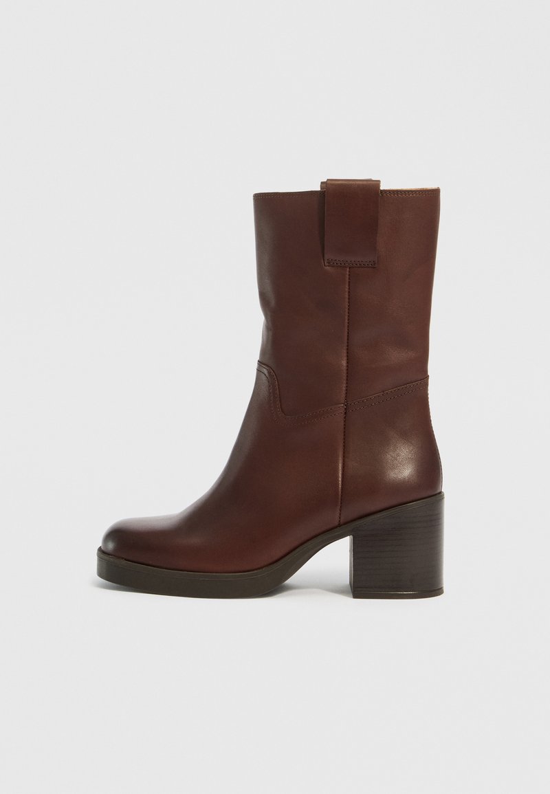 Botas