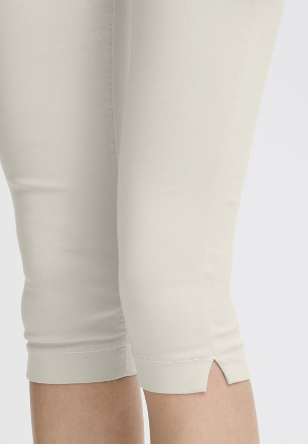 OXKEANA SLIM FIT - Shorts - cement4