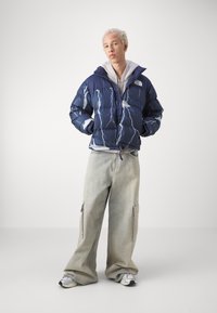 The North Face 1996 RETRO NUPTSE JACKET - Jakna ispunjena paperjem - summit navy