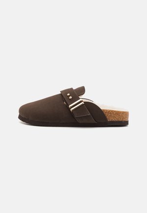 Mules - dark brown