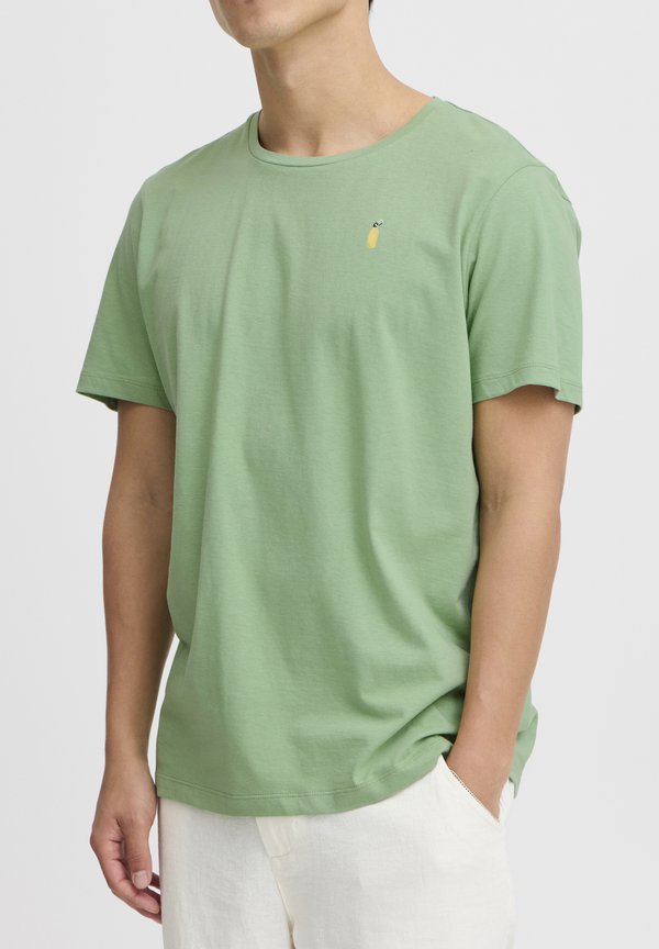 BHTEE 3 PACK - Basic T-shirt2