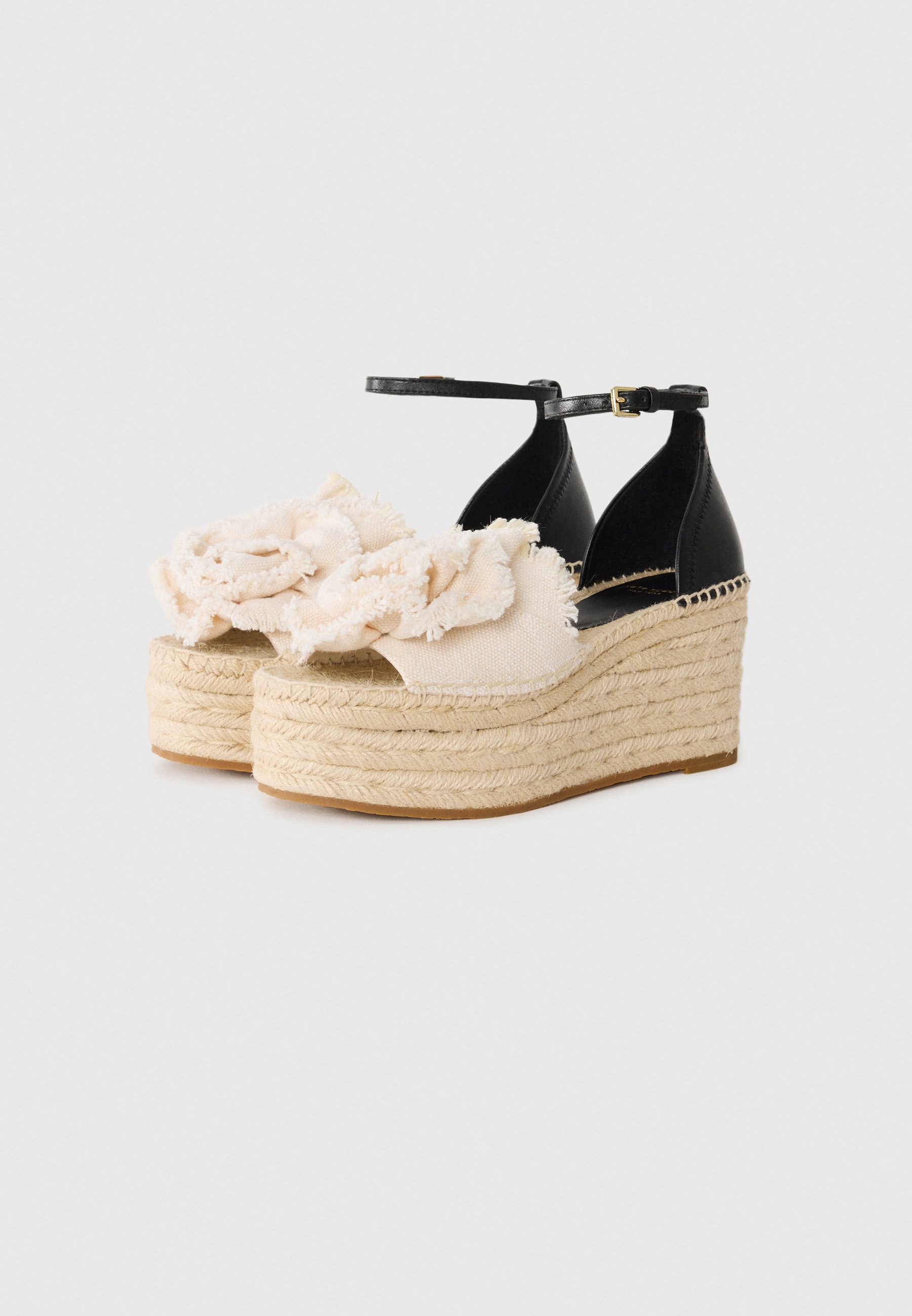 kate spade new york FLOURISH - Wedge sandals - black/cream