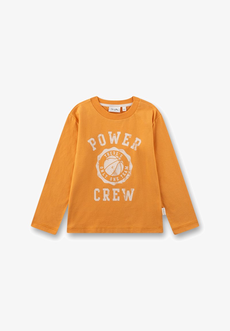 Oranges Langarm-T-Shirt mit Rundhalsausschnitt und weißem Text "POWER CREW" sowie einer Basketball-Grafik mit "ES GIBT NUR EIN TEAM" in der Mitte.
