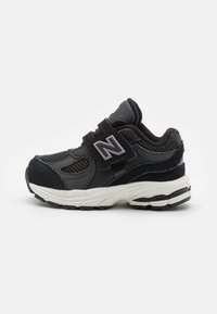 New Balance - 2002 - Kõndimisjalatsid - black Väikepilt 1