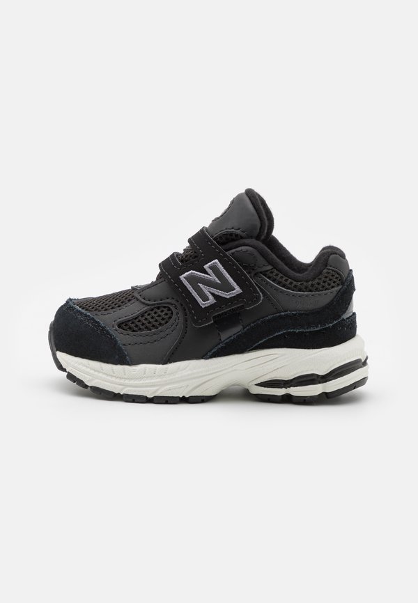 2002 - Walkingschuh