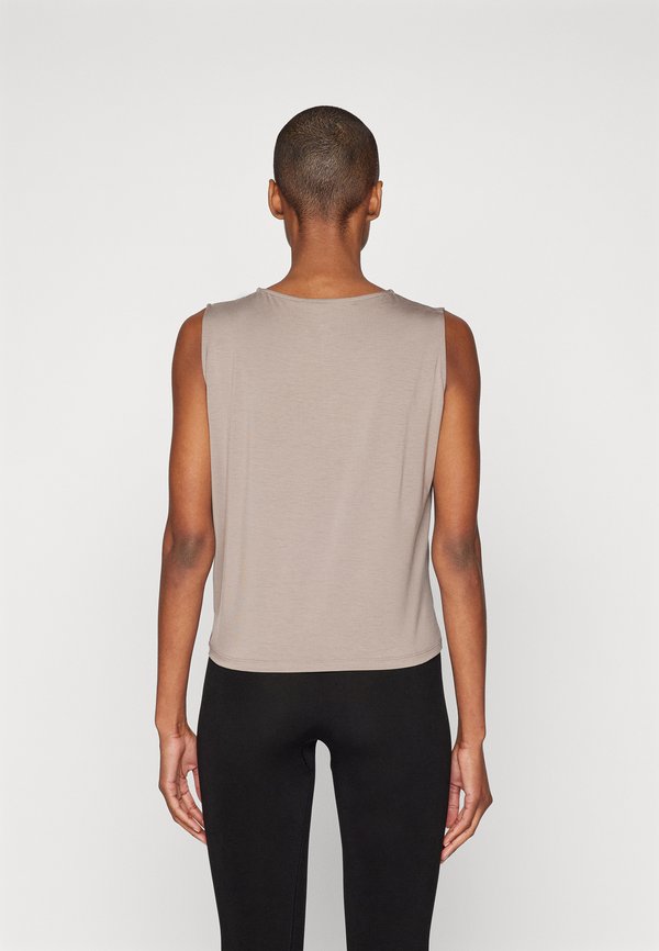 TWISTED - Top - cacao3