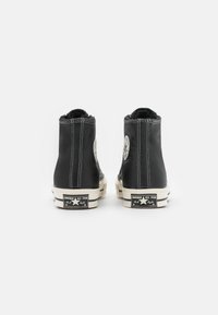 Converse Vysoké tenisky - black