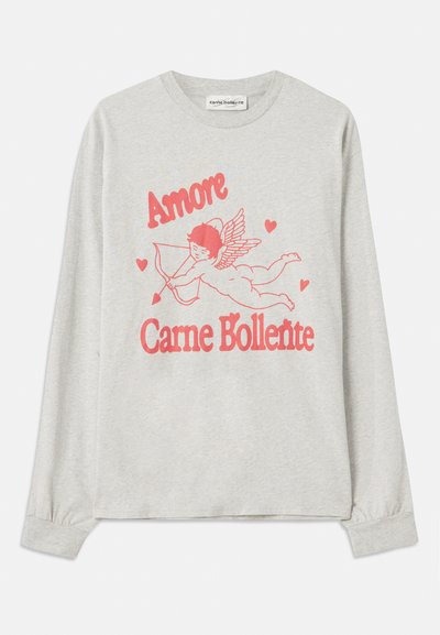 Light gray long-sleeve shirt featuring a pink graphic of a cherub with a bow and hearts, text reads "Amore Carne Bollente." Cotton material.