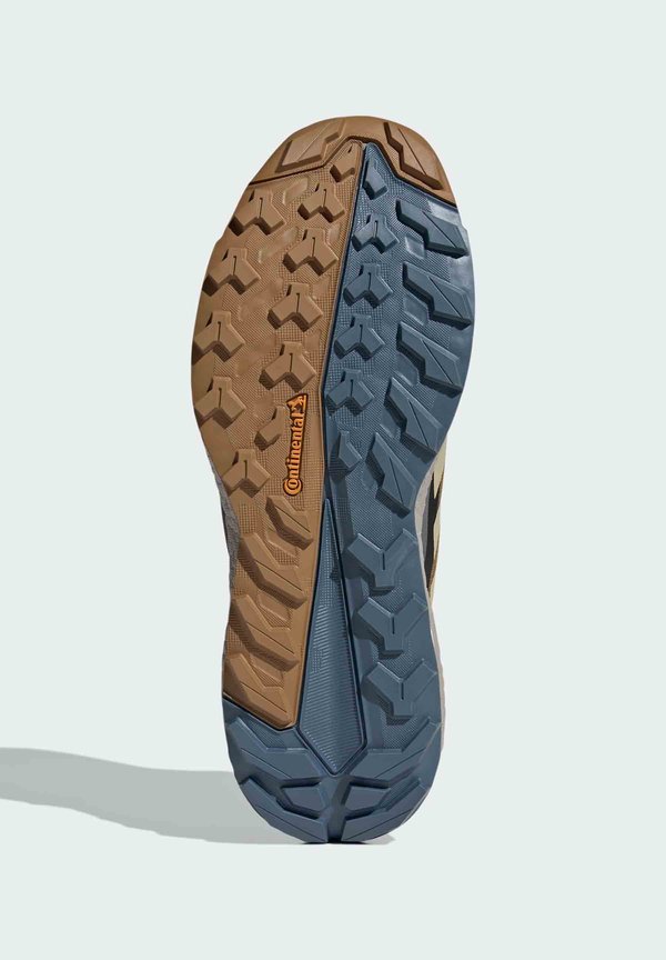 FREE LOW GTX - Climbing shoes - bronze strata   savanna   carbon4