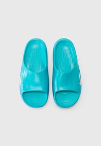 Nike Sportswear REACTX UNISEX Mules dusty cactus/mtlc silver