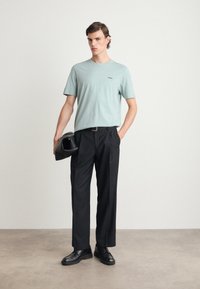 HUGO DERO - T-shirts basic - open grey