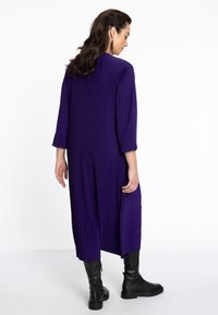 YOEK Strickkleid - purple
