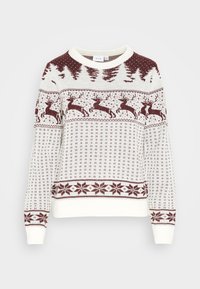 Pull tricoté crème avec des motifs festifs bordeaux, incluant des rennes et des flocons de neige, doté d'un col rond côtelé et de poignets côtelés.