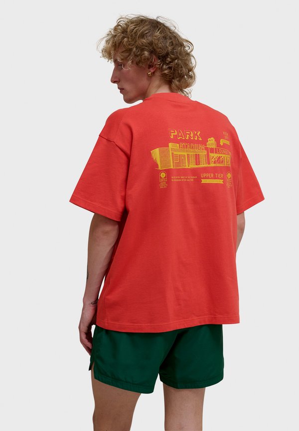 LOOSE BEES STADIUM - Print T-shirt2