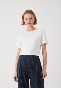 MAMALICIOUS - MLNEWEVA - Basic T-shirt - snow white Thumbnail Image 1