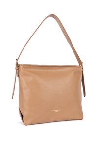 Borsa a spalla in pelle tan con una texture liscia, tracolla singola e dettaglio logo dorato. Presenta una chiusura con zip e una forma morbida e pieghevole.