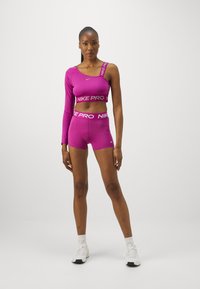Nike Performance 365 SHORT - Leggings - hot fuchsia/white