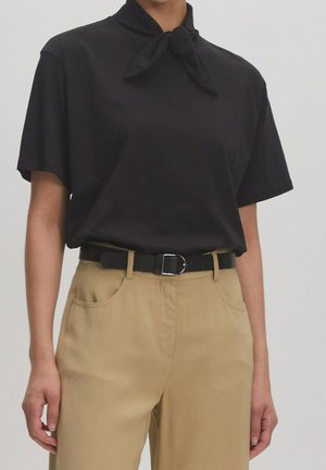 Basic T-shirt - black