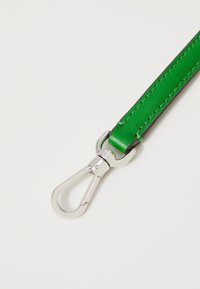 kate spade new york LABEL SMOOTH POCHETTE - Rankinė - watercress