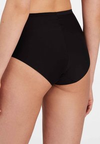 Triumph MAXI-SLIP MIT SHAPING-EFFEKT - Figi