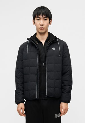 TRAIN PREMIUM SHIELD THERMORE JACKET - Chaqueta de entretiempo - black