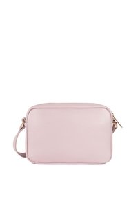 Roze leren crossbody tas met een rechthoekige vorm, ritssluiting en een klein handvat. Soepele textuur met subtiele nerfdetails.