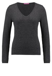 Ciemnoszary sweter z dekoltem w serek i długimi rękawami, wykonany z miękkiego materiału. Dopasowany krój z prążkowanymi mankietami i dołem. Widoczna różowa metka wewnętrzna.