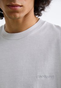 Carhartt WIP DUSTER SCRIPT - T-shirt basique - basalt