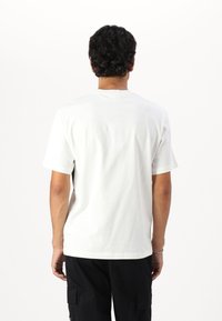Lacoste Triko s potiskem - flour/green