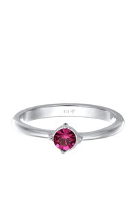 Sølvring i sterlingsølv med en central rund lyserød ædelsten, en glat ring og fire krabbeindstillinger der holder stenen.