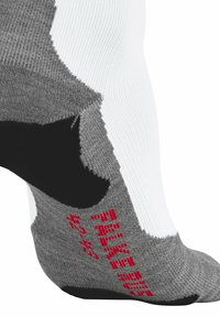 FALKE RU5 RUNNING LIGHT CUSHIONING - Sportsocken - white lightning
