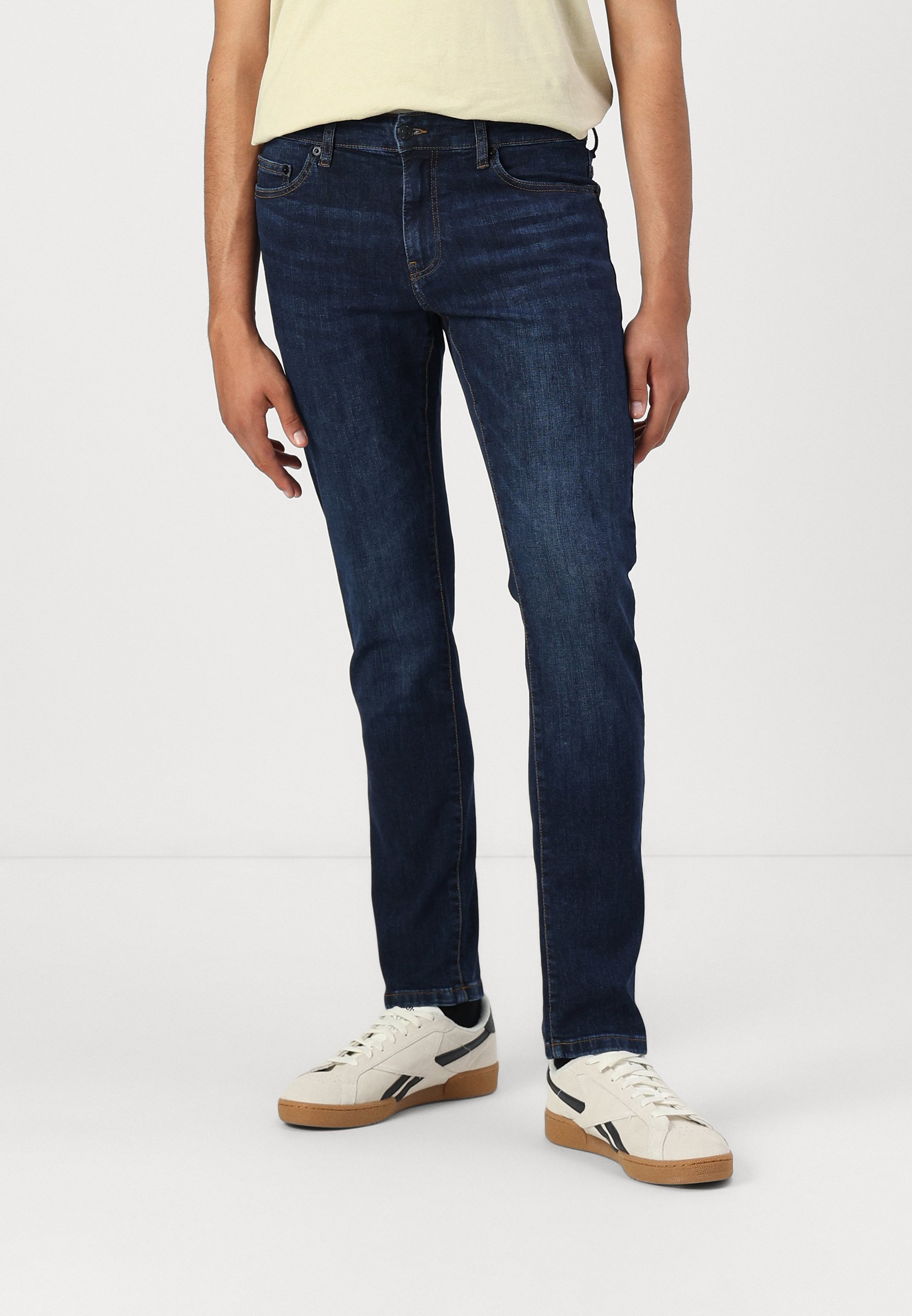 ONLY & SONS Loom slim fit jeans in mid wash