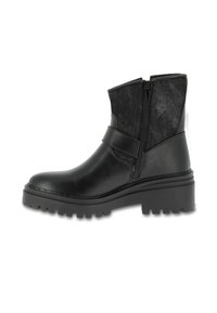 Botín negro hasta el tobillo con parte superior de cuero liso y panel de tejido texturizado, cremallera lateral, suela de goma gruesa y detalle de costura en contraste.