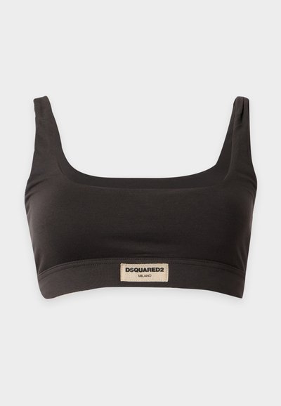Brassière de sport noire avec larges bretelles et encolure carrée, comprenant une petite étiquette beige avec le texte "DSQUARED2 MILANO" sur la bande centrale avant.